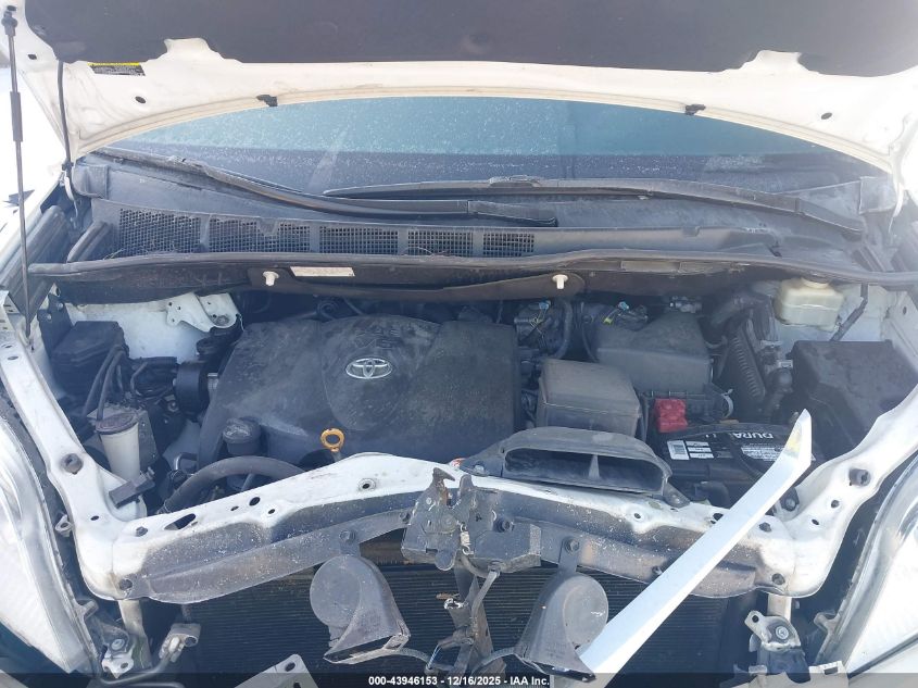 2018 Toyota Sienna Xle Premium 8 Passenger VIN: 5TDYZ3DC3JS941908 Lot: 43946153