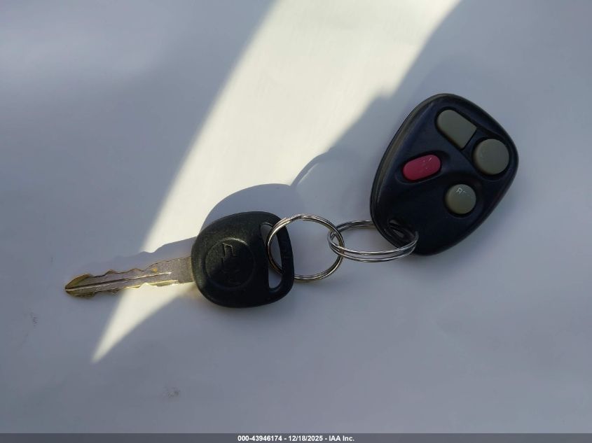 2000 Chevrolet Blazer Lt VIN: 1GNDT13W4Y2362533 Lot: 43946174