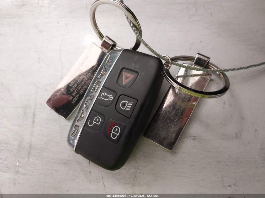 2017 Jaguar F-Pace 35T Prestige VIN: SADCK2BV4HA490772 Lot: 43946208