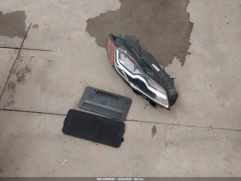 2017 Jaguar F-Pace 35T Prestige VIN: SADCK2BV4HA490772 Lot: 43946208