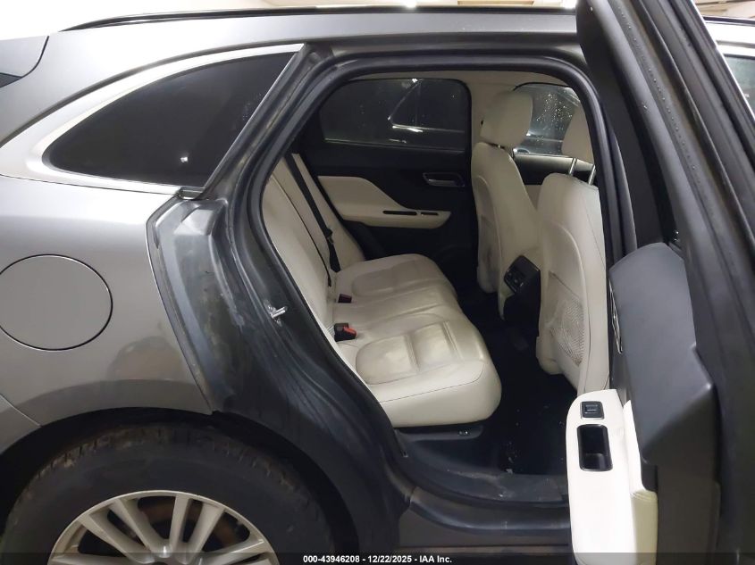 2017 Jaguar F-Pace 35T Prestige VIN: SADCK2BV4HA490772 Lot: 43946208