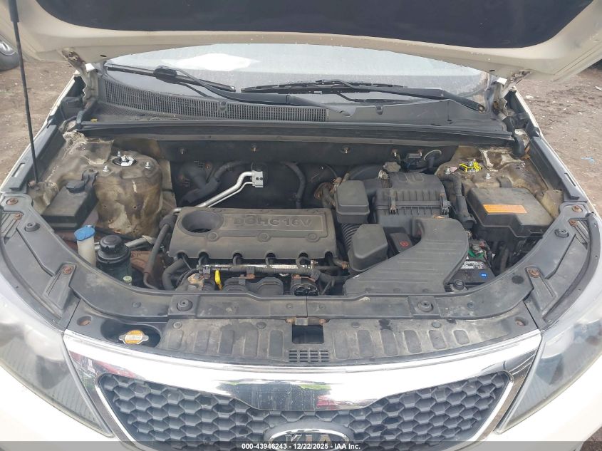 2011 Kia Sorento Lx VIN: 5XYKTCA12BG079015 Lot: 43946243