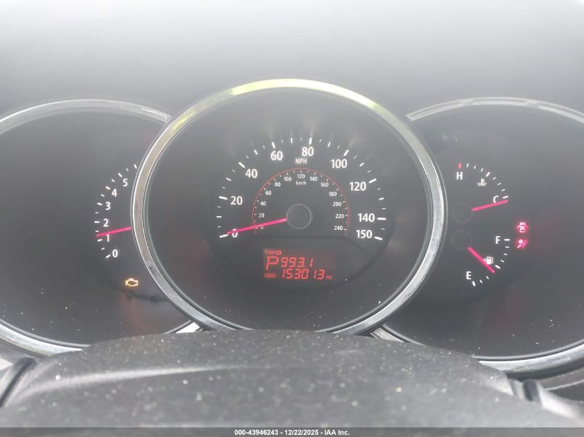 2011 Kia Sorento Lx VIN: 5XYKTCA12BG079015 Lot: 43946243