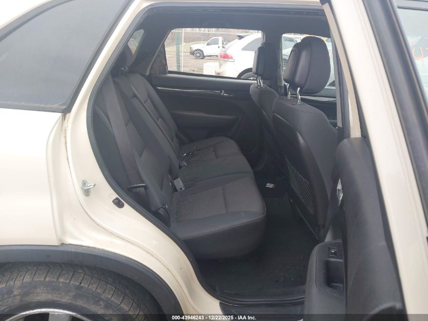 2011 Kia Sorento Lx VIN: 5XYKTCA12BG079015 Lot: 43946243
