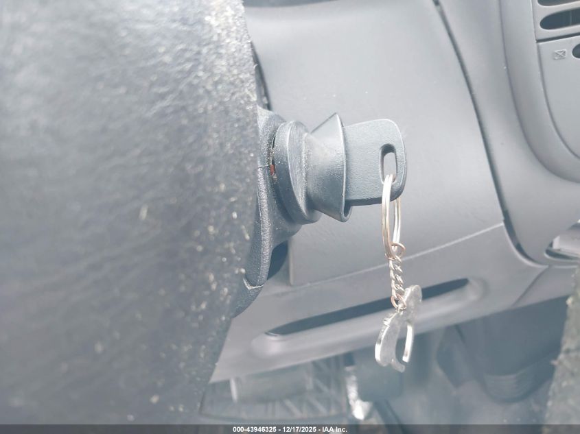 2003 Ford F-150 Xl/Xlt VIN: 2FTRX17263CB10760 Lot: 43946325