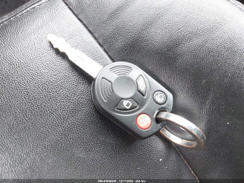 2010 Ford Escape Limited VIN: 1FMCU9EG6AKC66670 Lot: 43946349