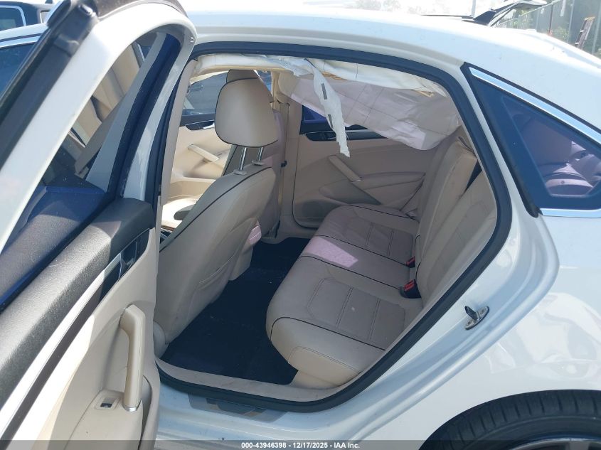 2017 Volkswagen Passat 1.8T R-Line VIN: 1VWDT7A34HC003114 Lot: 43946398