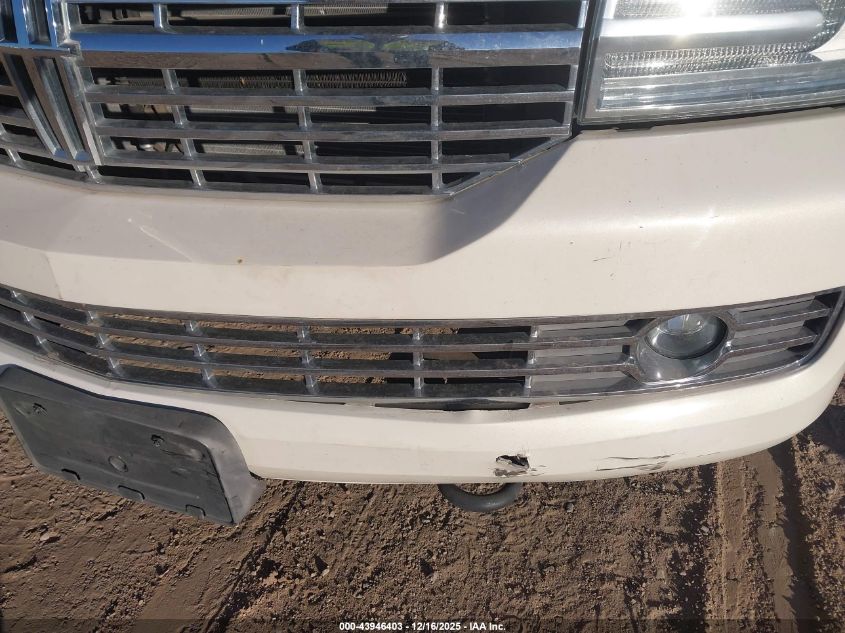 2007 Lincoln Navigator Ultimate VIN: 5LMFU28517LJ07697 Lot: 43946403