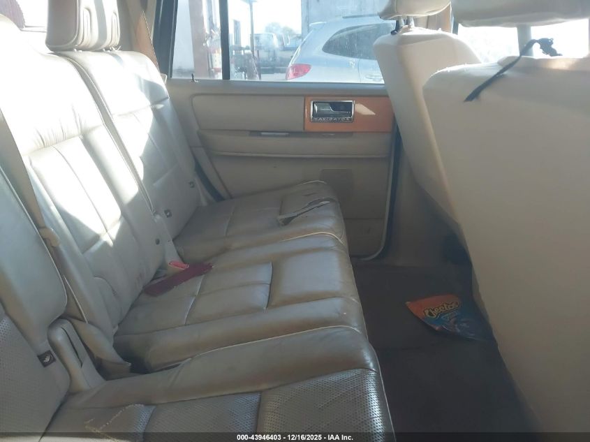 2007 Lincoln Navigator Ultimate VIN: 5LMFU28517LJ07697 Lot: 43946403