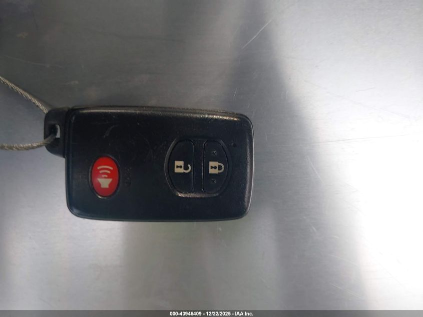 2015 Toyota Prius Three VIN: JTDKN3DU3F1903688 Lot: 43946409