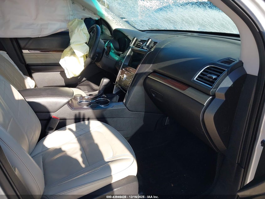 2017 Ford Explorer Platinum