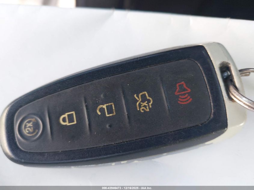 2013 Ford Escape Titanium VIN: 1FMCU0J97DUB40278 Lot: 43946473