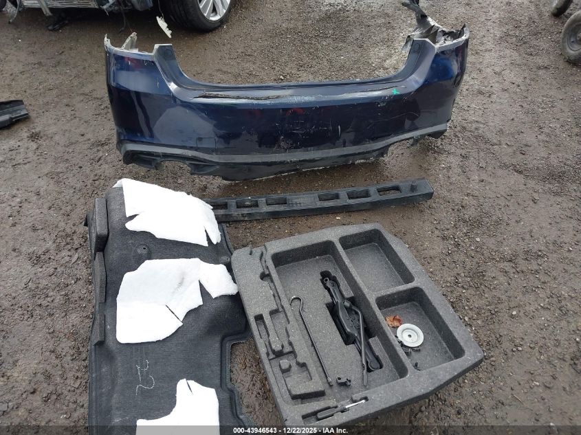 2018 Subaru Legacy 2.5I VIN: 4S3BNAA63J3033495 Lot: 43946543