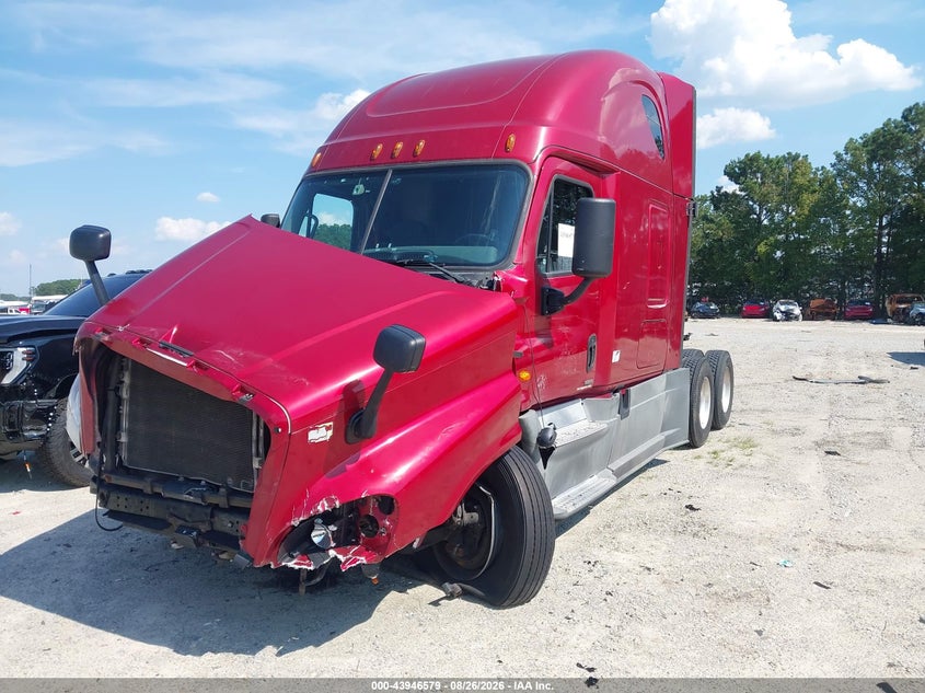 2018 FREIGHTLINER CASCADIA 125 auction photo 2