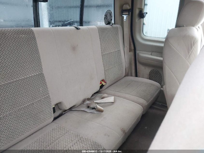 2002 Ford F-150 Xl/Xlt VIN: 1FTRX17202NC08112 Lot: 43946613