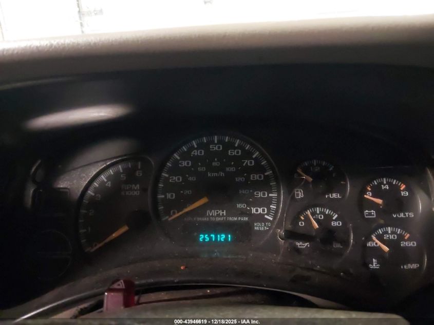 2001 Chevrolet Tahoe Ls VIN: 1GNEK13T81J142207 Lot: 43946619