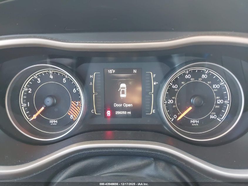 2015 Jeep Cherokee Latitude VIN: 1C4PJMCS5FW790367 Lot: 43946656