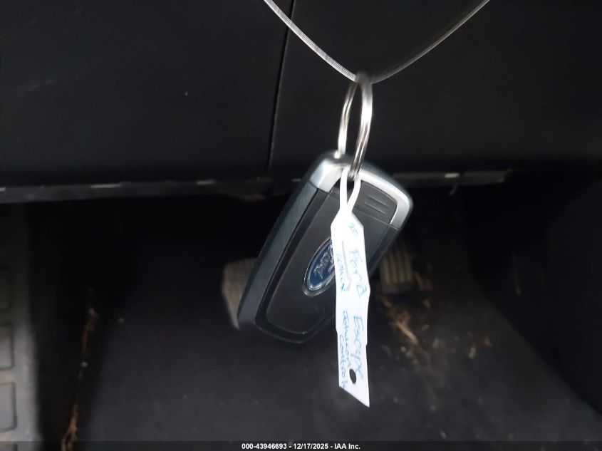 2020 Ford Escape Se VIN: 1FMCU0G69LUB73925 Lot: 43946693