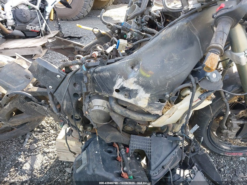 KAWASAKI ZX1000 2011