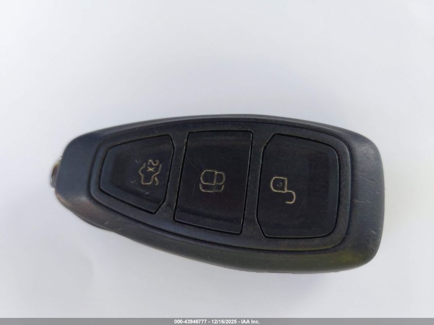 2014 Ford Fiesta Titanium VIN: 3FADP4CJ2EM211977 Lot: 43946777