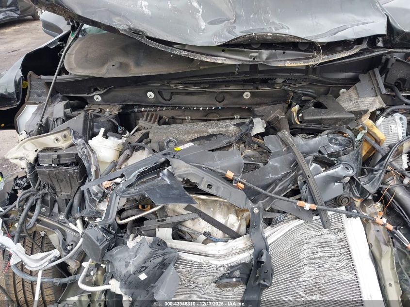 2018 Toyota Rav4 Le VIN: 2T3BFREV4JW845253 Lot: 43946810