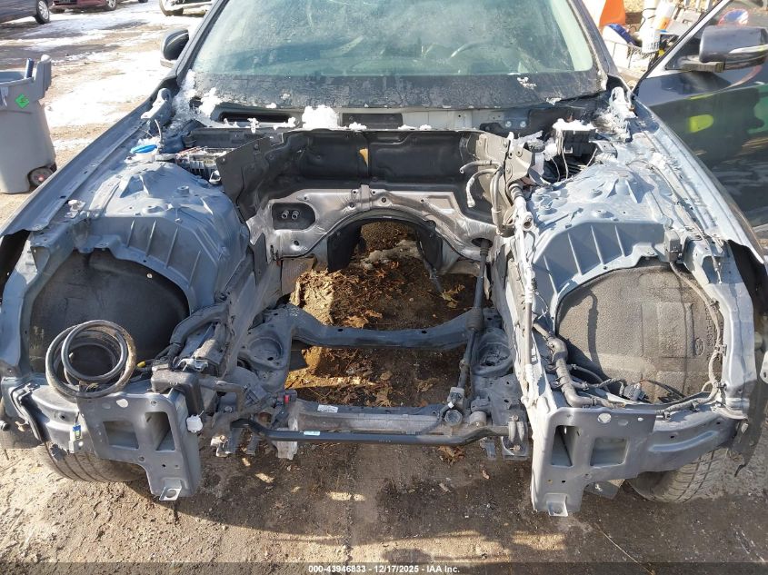 2017 Genesis G80 3.8 VIN: KMHGN4JE7HU192356 Lot: 43946833