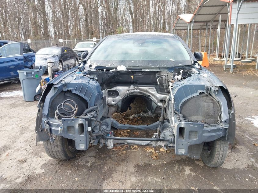 2017 Genesis G80 3.8 VIN: KMHGN4JE7HU192356 Lot: 43946833