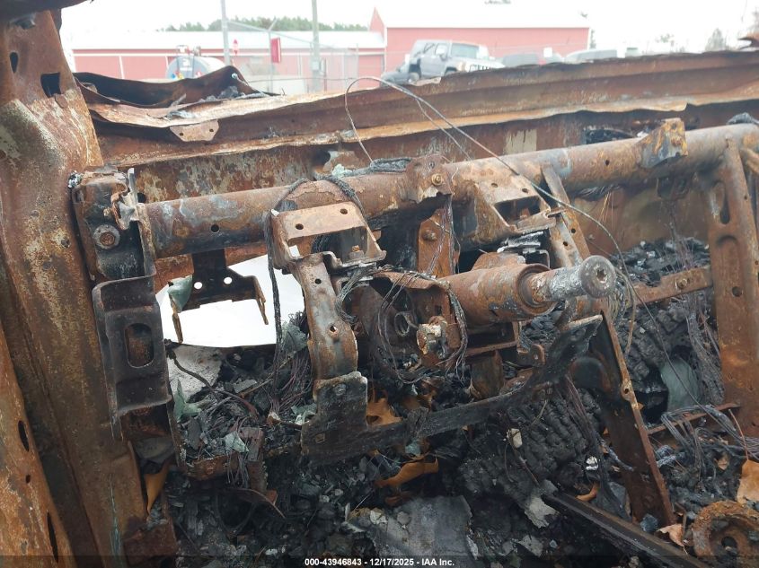 2019 Chevrolet Trax Lt VIN: 3GNCJPSB4KL403980 Lot: 43946843