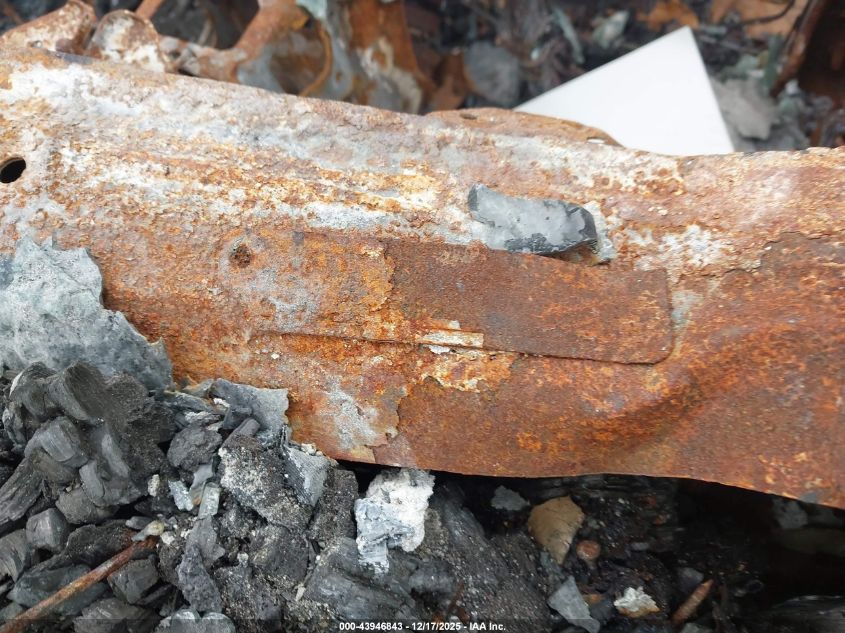 2019 Chevrolet Trax Lt VIN: 3GNCJPSB4KL403980 Lot: 43946843