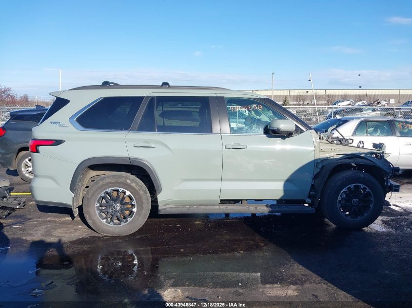 2024 Toyota Sequoia Sr5 VIN: 7SVAAABA5RX033745 Lot: 43946847