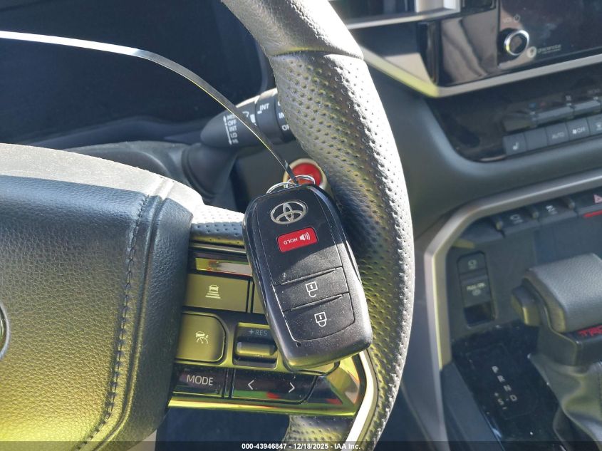 2024 Toyota Sequoia Sr5 VIN: 7SVAAABA5RX033745 Lot: 43946847