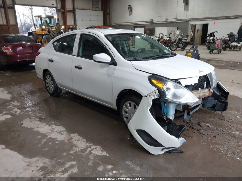 3N1CN7AP2HL819709 2017 Nissan Versa 1.6 S auction photo 1