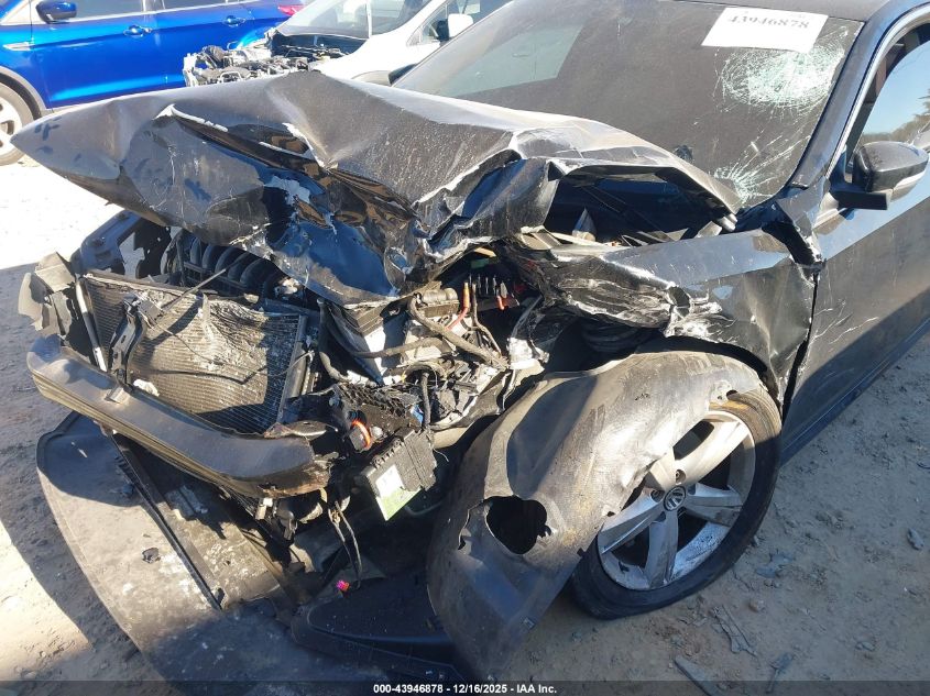 2013 Volkswagen Passat 2.5L Se VIN: 1VWBP7A33DC047448 Lot: 43946878