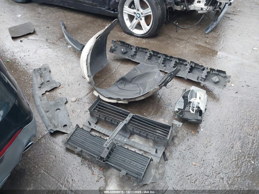 2014 Ford Taurus Limited VIN: 1FAHP2F86EG101362 Lot: 43946919