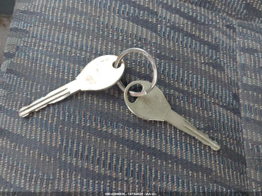 1999 Nissan Frontier Se-V6/Xe-V6 VIN: 1N6ED26Y8XC333863 Lot: 43946936