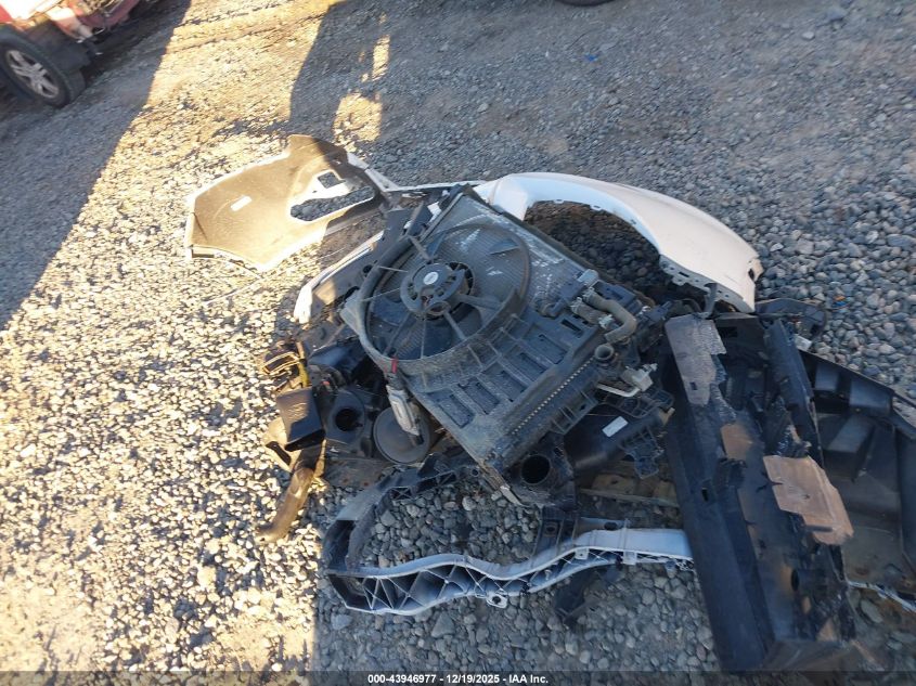 2015 Ford Escape Titanium VIN: 1FMCU0J96FUB68382 Lot: 43946977