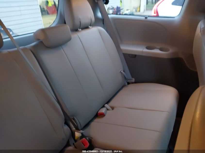 2015 Toyota Sienna Xle 7 Passenger VIN: 5TDDK3DC8FS104016 Lot: 43946983