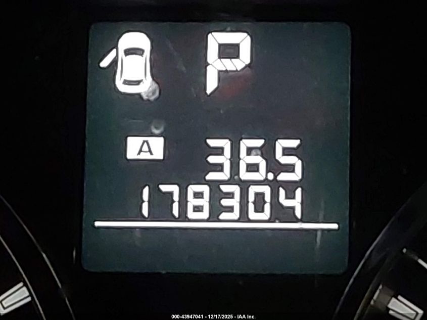 2010 Subaru Outback 2.5I Premium VIN: 4S4BRBCC0A3352281 Lot: 43947041