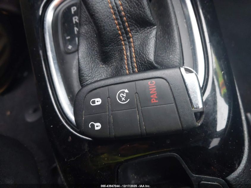 2019 Jeep Compass Limited 4X4 VIN: 3C4NJDCBXKT842020 Lot: 43947044