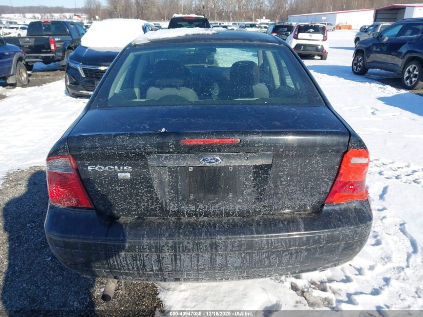 2007 Ford Focus S/Se/Ses VIN: 1FAHP34N17W275783 Lot: 43947088