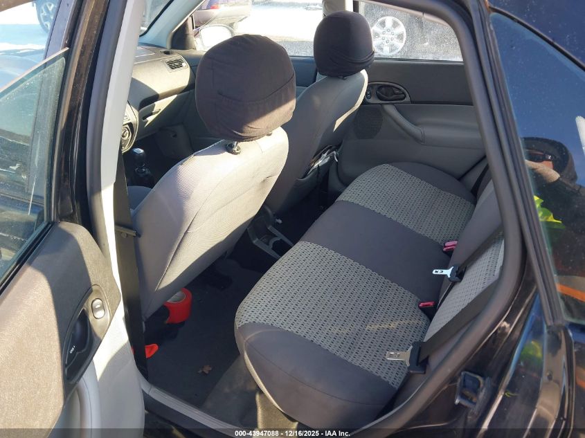 2007 Ford Focus S/Se/Ses VIN: 1FAHP34N17W275783 Lot: 43947088