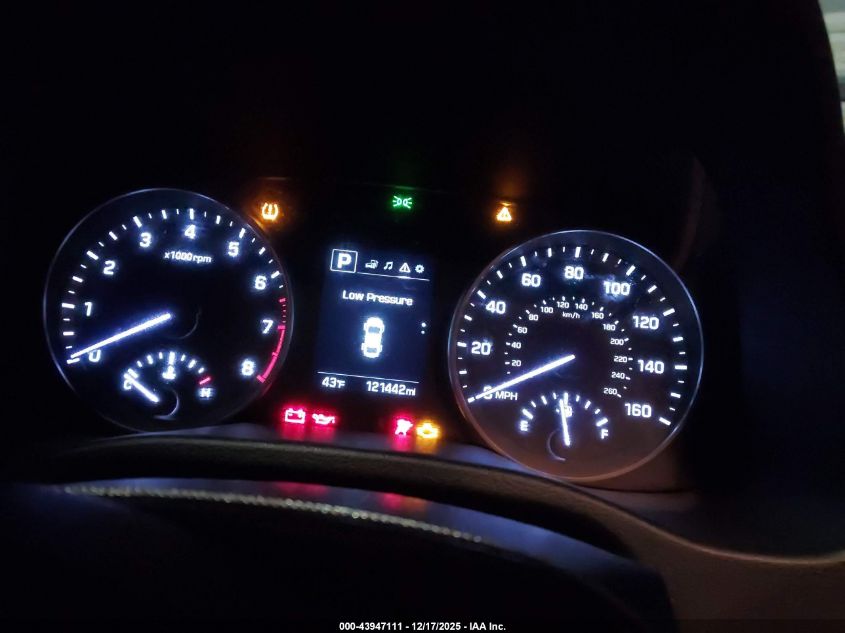 2018 Hyundai Elantra Sel VIN: KMHD84LF2JU612689 Lot: 43947111