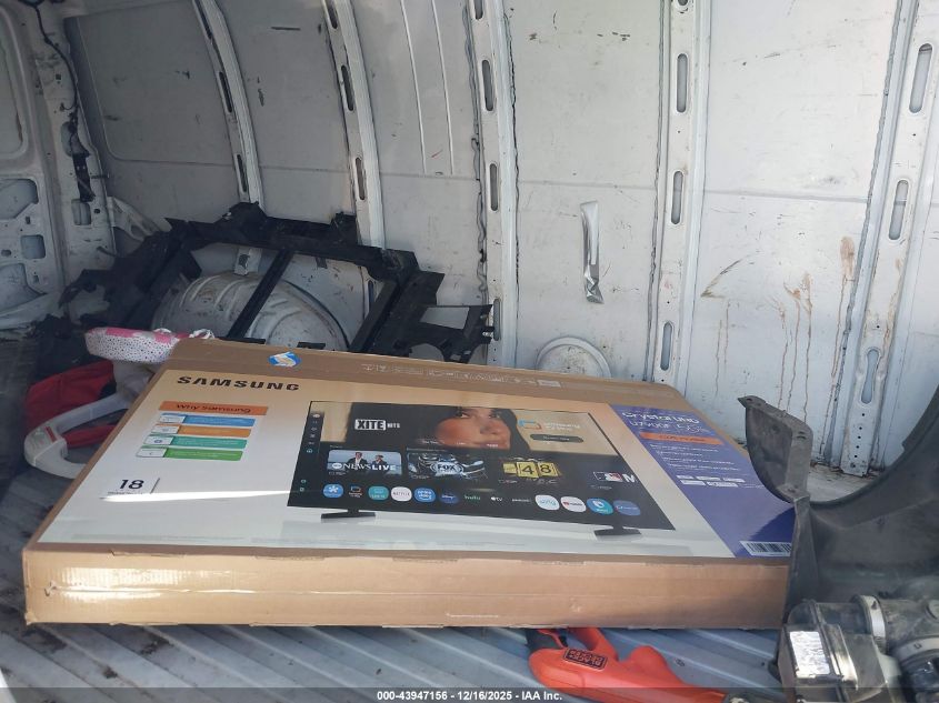 2017 GMC Savana 3500 Work Van VIN: 1GTZ7HFG9H1157392 Lot: 43947156