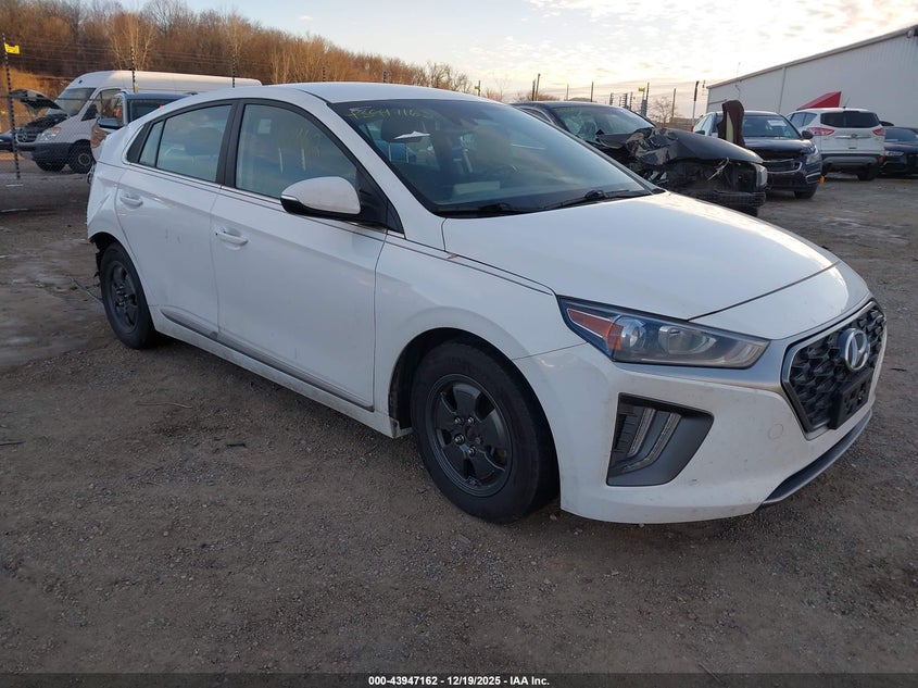 2022 Hyundai Ioniq Hybrid Se
