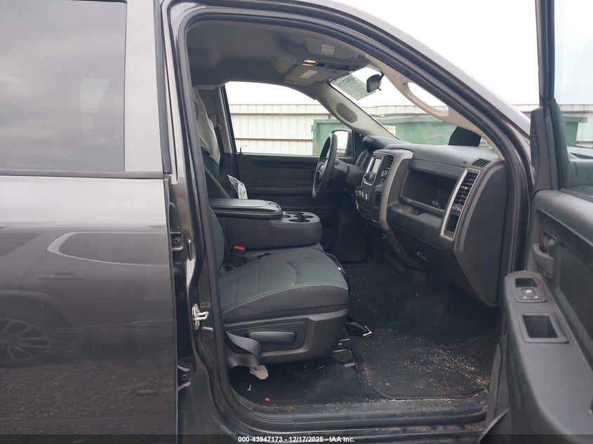 2023 Ram 1500 Classic Tradesman 4X4 5'7 Box