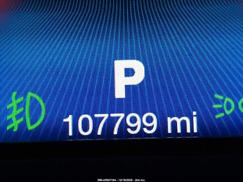 2017 Maserati Levante VIN: ZN661XUA3HX215943 Lot: 43947184