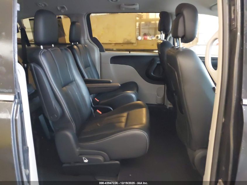 2012 Chrysler Town & Country Touring-L VIN: 2C4RC1CG6CR135622 Lot: 43947226