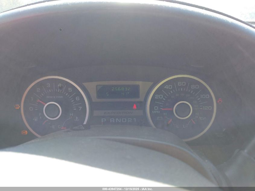 2005 Ford Expedition Xlt VIN: 1FMPU15535LA23688 Lot: 43947254