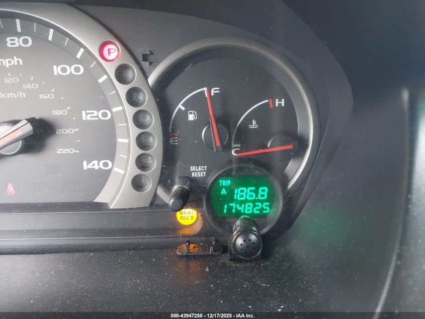 2004 Honda Pilot Lx VIN: 2HKYF18114H583496 Lot: 43947258