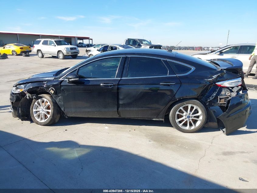 2019 Ford Fusion Energi Titanium VIN: 3FA6P0SU1KR103927 Lot: 43947285